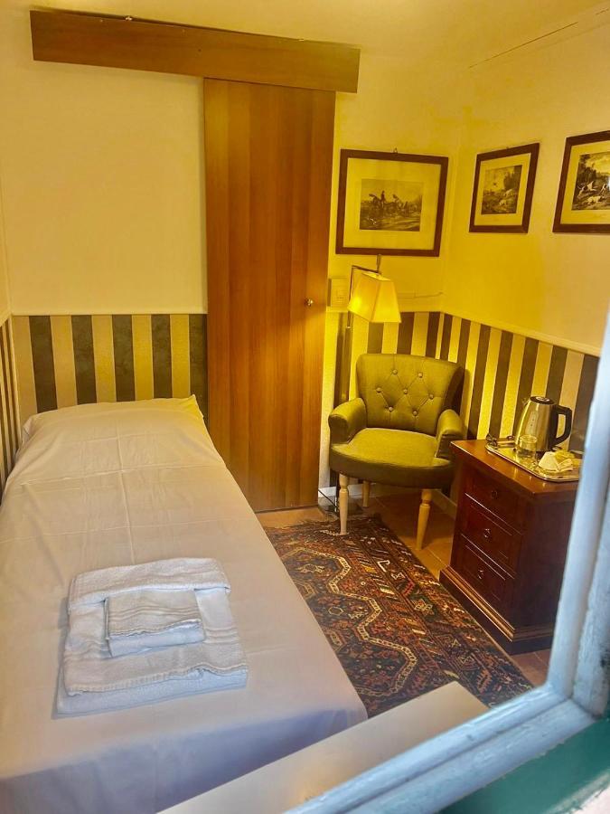Elegant Rooms Parioli Рим Екстер'єр фото