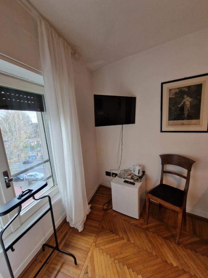 Elegant Rooms Parioli Рим Екстер'єр фото